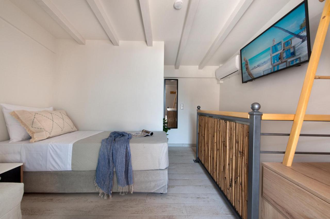 Del Mare Suites Glífa Esterno foto