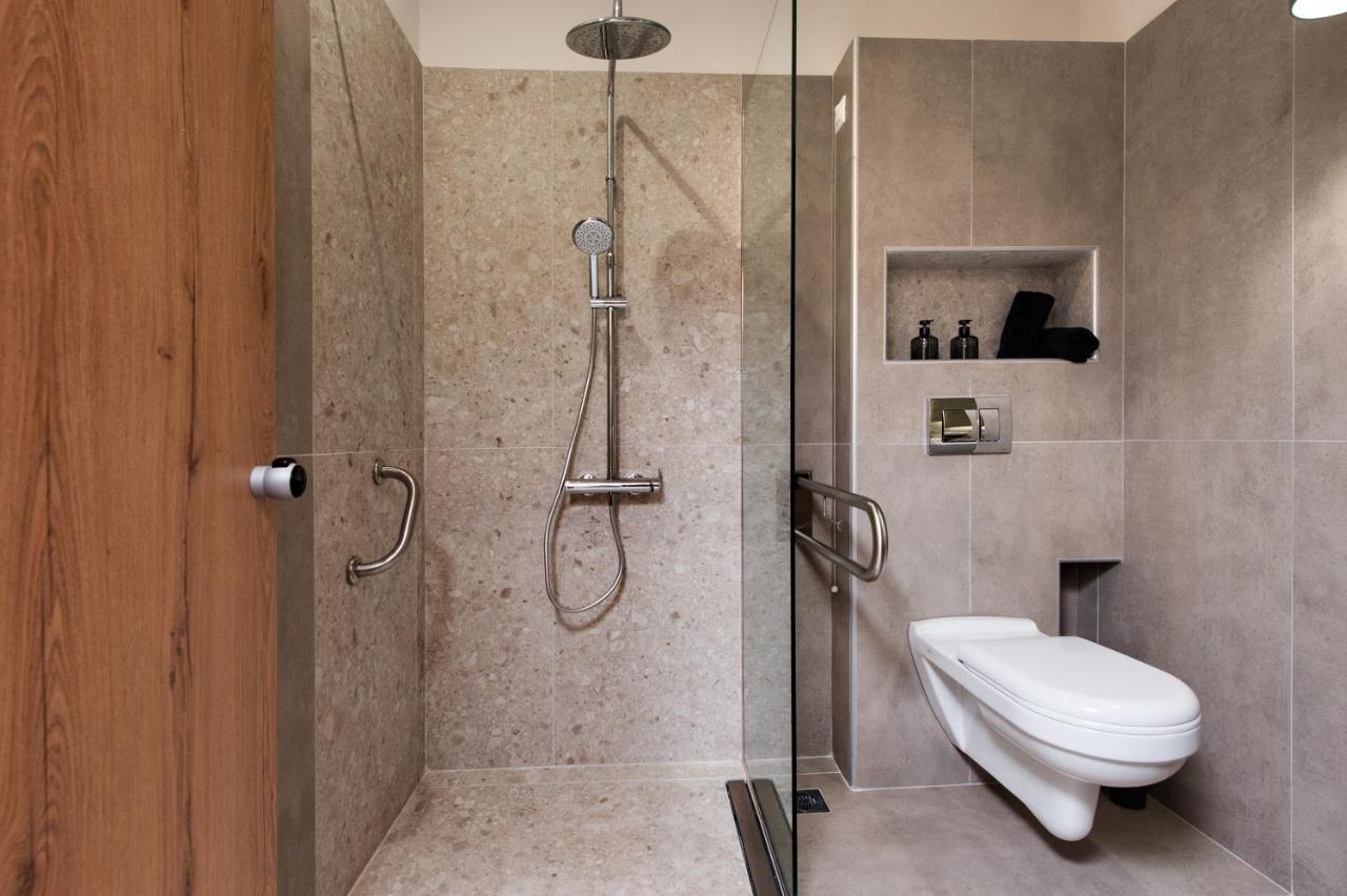 Del Mare Suites Glífa Esterno foto